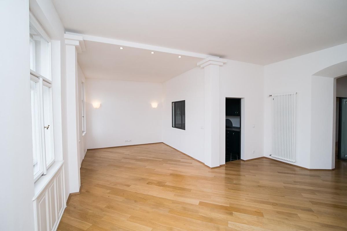 Pronájem bytu 3+1 94 m² – fotografie 2