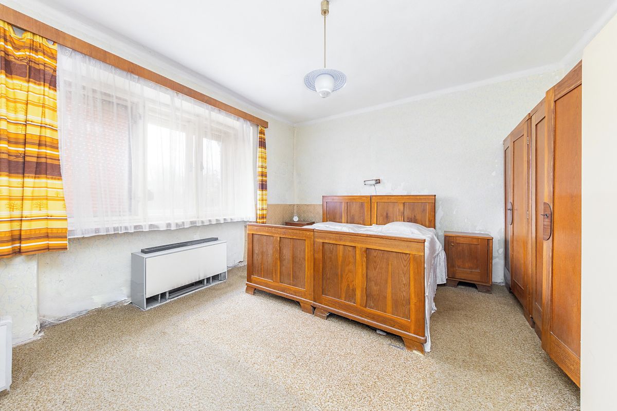Prodej rodinného domu 150 m², pozemek 750 m² – fotografie 4