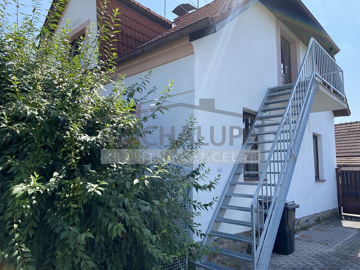 Pronájem rodinného domu 60 m², pozemek 400 m² – fotografie 2