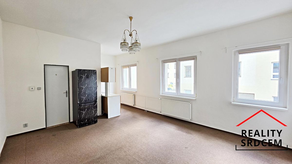 Pronájem bytu 2+kk 50 m² – fotografie 3