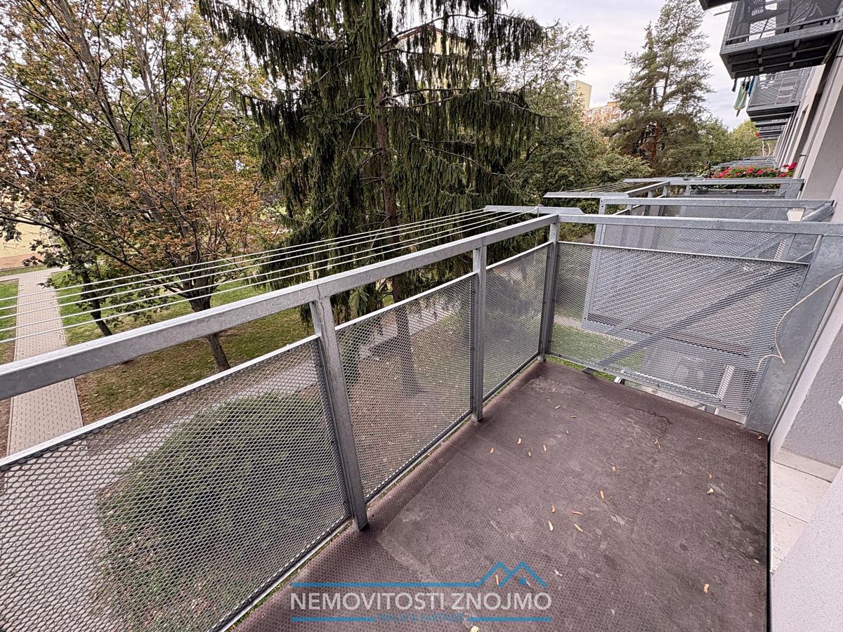 Pronájem bytu 2+1 60 m² – fotografie 4