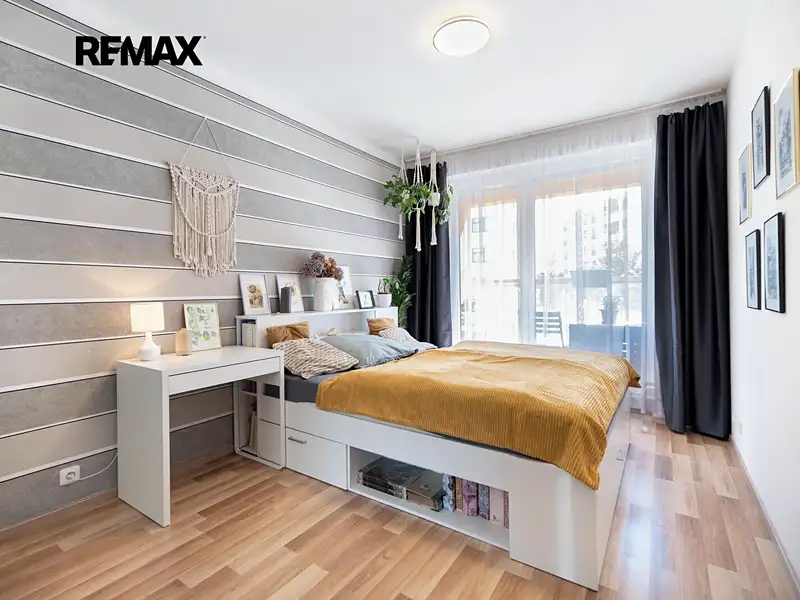 Prodej bytu 2+kk 48 m², Praha – náhled fotky 3