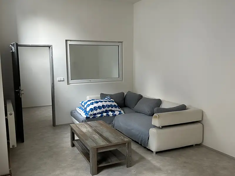 Pronájem obchodního prostoru 35 m², Jablonec nad Nisou – náhled fotky 3