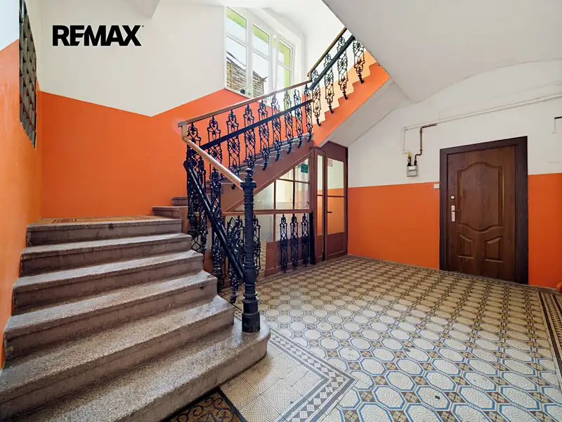 Prodej bytu 4+1 80 m², Karlovy Vary – náhled fotky 3