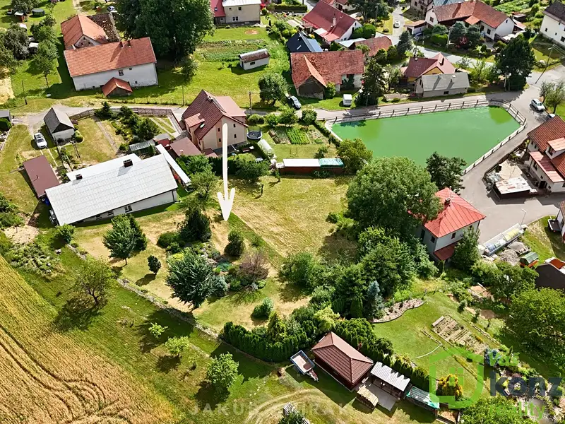 Prodej stavebního pozemku 2326 m², Nové Město na Moravě – náhled fotky 3