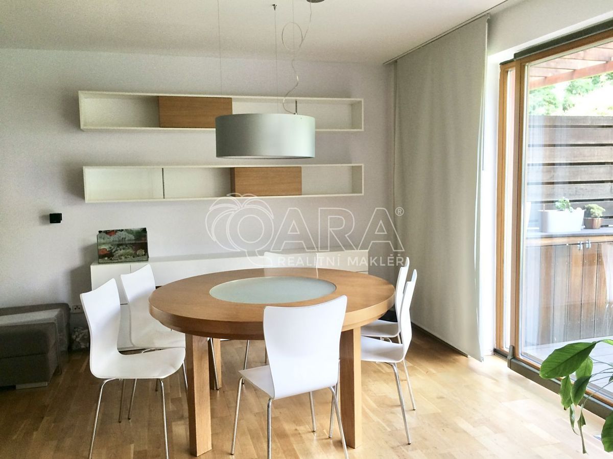 Pronájem bytu 3+kk 86 m² – fotografie 3