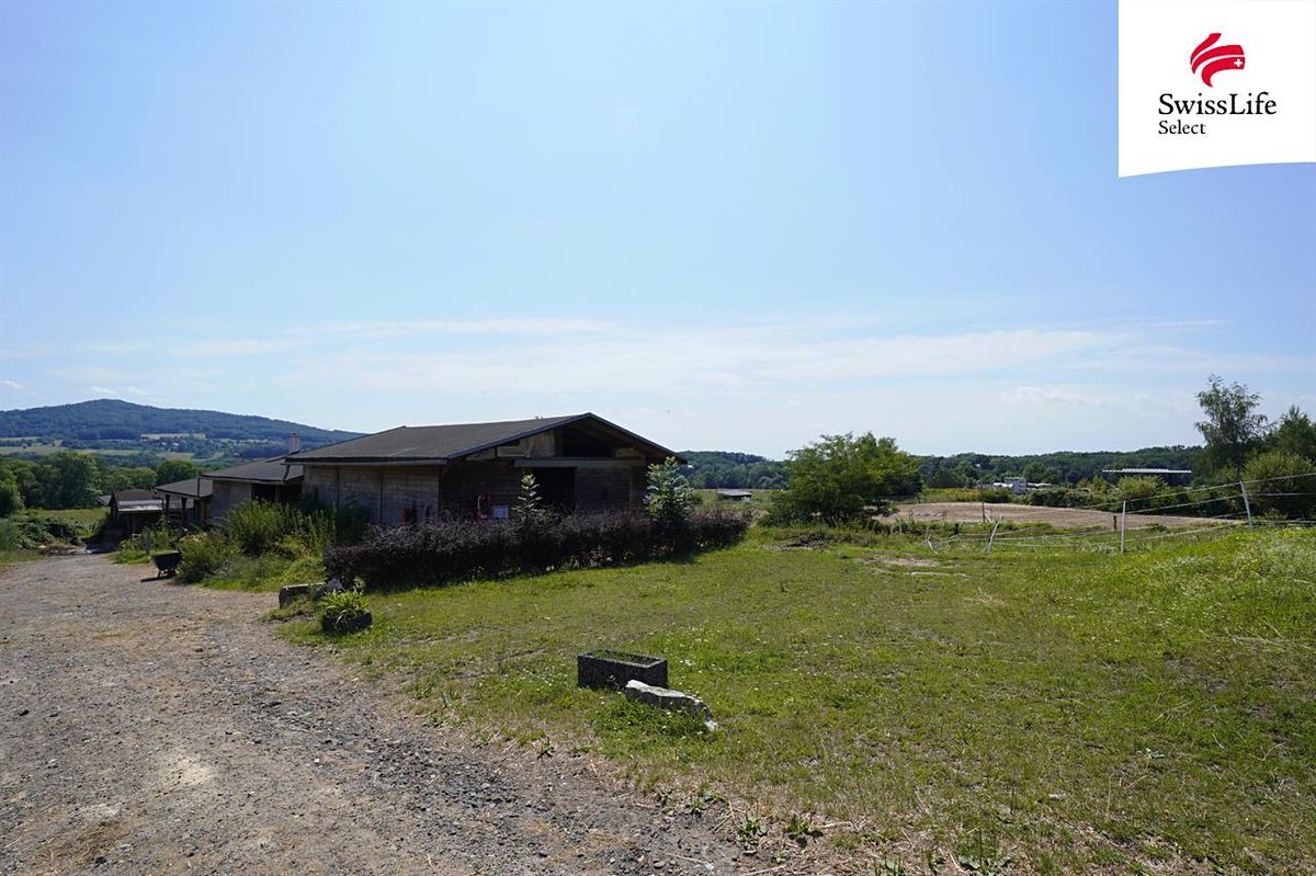 Prodej komerčního pozemku 225295 m² – fotografie 4