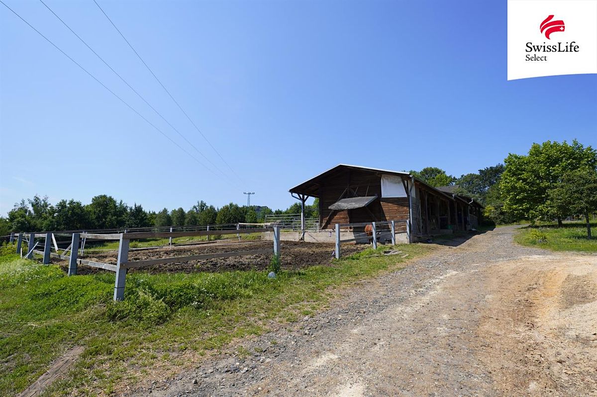 Prodej komerčního pozemku 225295 m² – fotografie 5