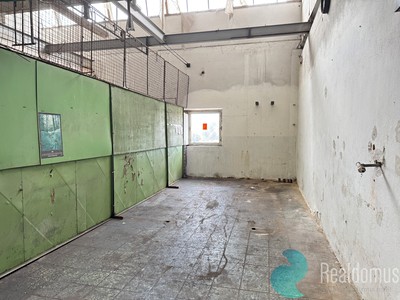 Нерухомість в оренду, 25 м² (2 з 4)