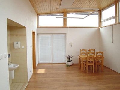 Pronájem komerčního prostoru, 74 m² (2 z 5)