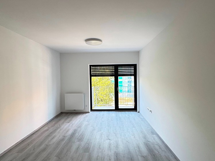 Квартира 1+kk в оренду, 27 м² (6 з 10)