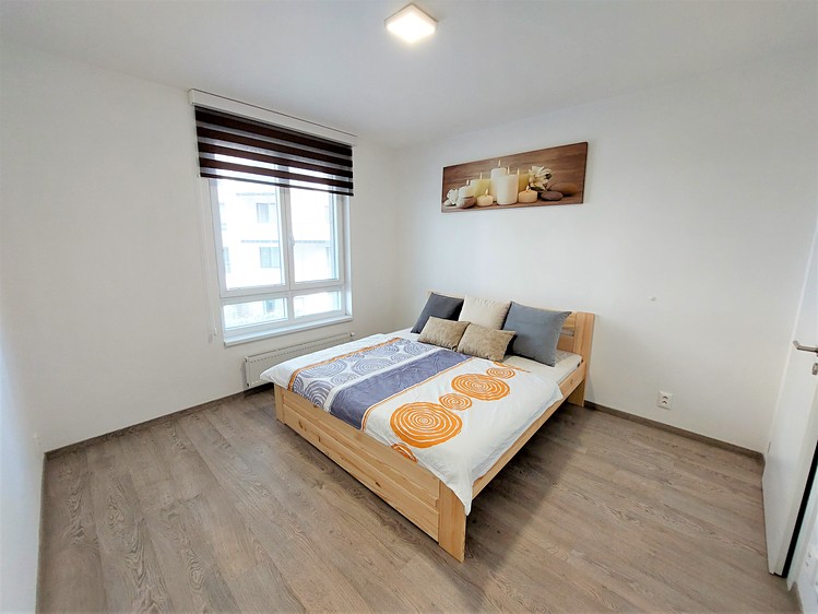 Квартира 3+kk в оренду, 74 м² (6 з 18)