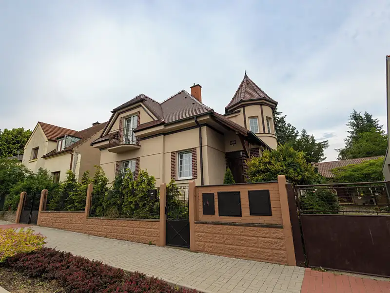 Prodej rodinného domu 125 m², pozemek 766 m², Lysá nad Labem – náhled fotky 1