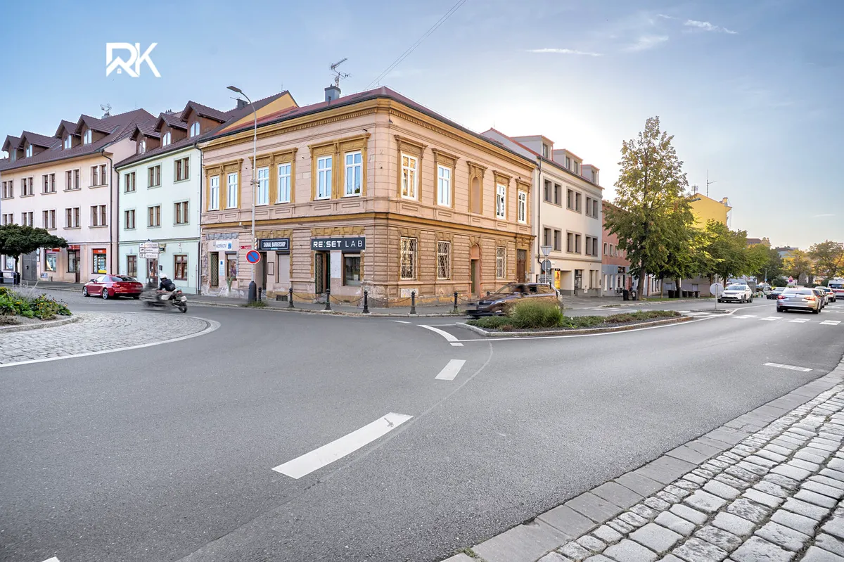 Pronájem obchodního prostoru 17 m²