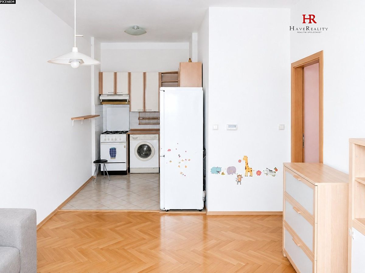 Pronájem bytu 2+kk 57 m² – fotografie 3