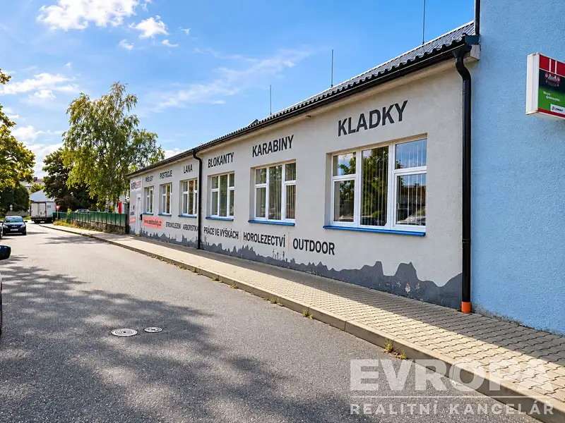 Pronájem skladového prostoru 502 m², Kolín – náhled fotky 2