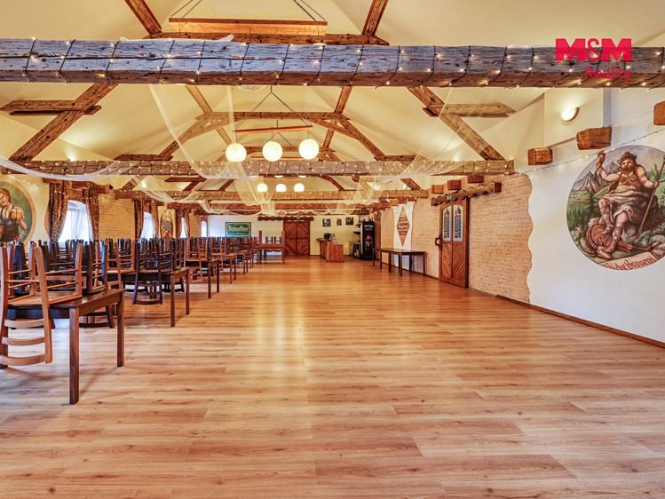 Комерційне приміщення на продаж, 8 700 м² (15 з 30)