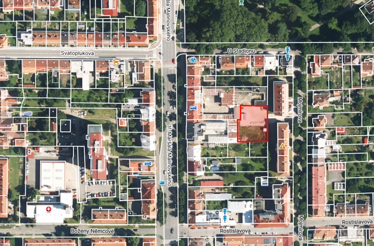 Pronájem garážového stání 20 m² – fotografie 3