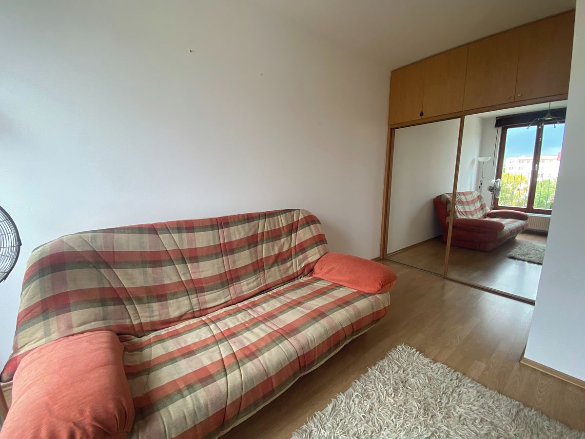 Pronájem bytu 1+kk 30 m² – fotografie 3