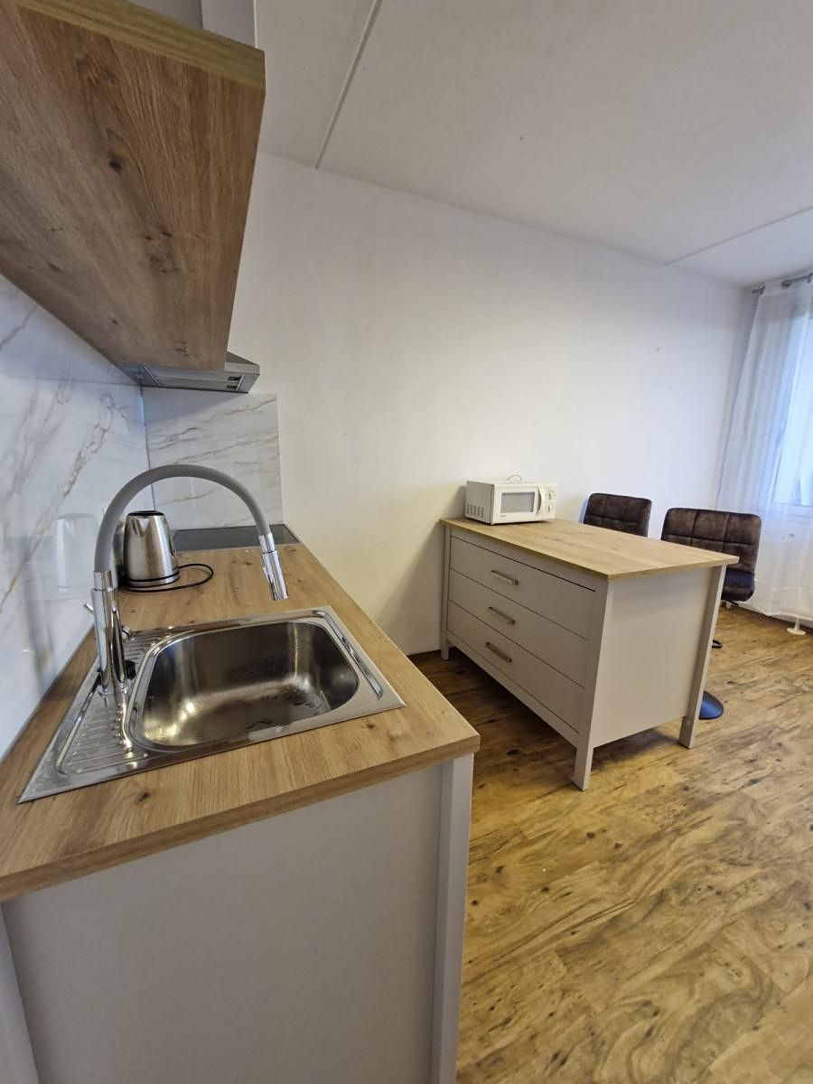 Pronájem bytu 2+kk 48 m² – fotografie 5
