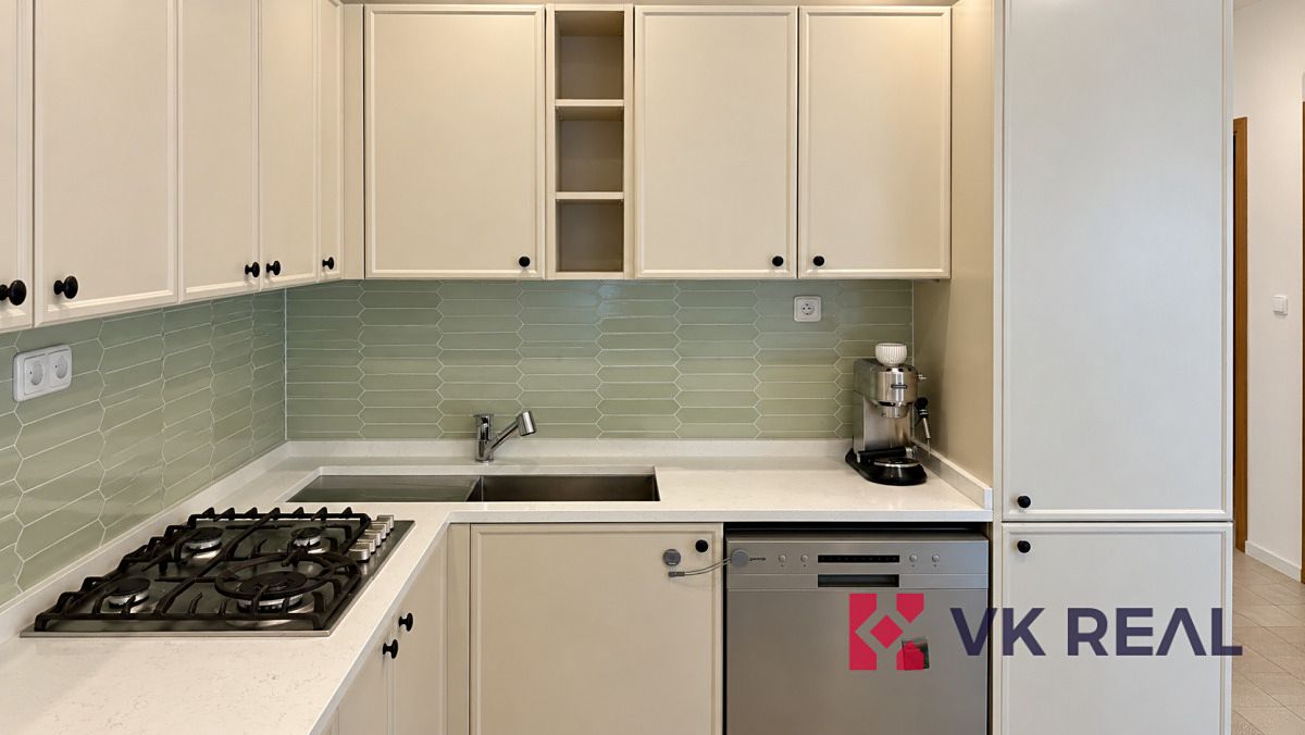 Pronájem bytu 2+kk 61 m² – fotografie 4