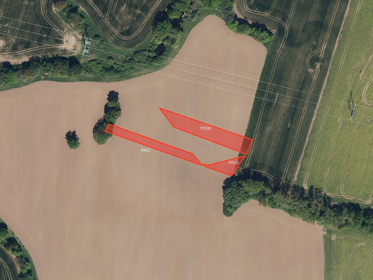 Prodej pole 4921 m²