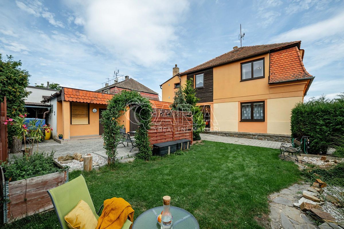 Prodej rodinného domu 184 m², pozemek 577 m²