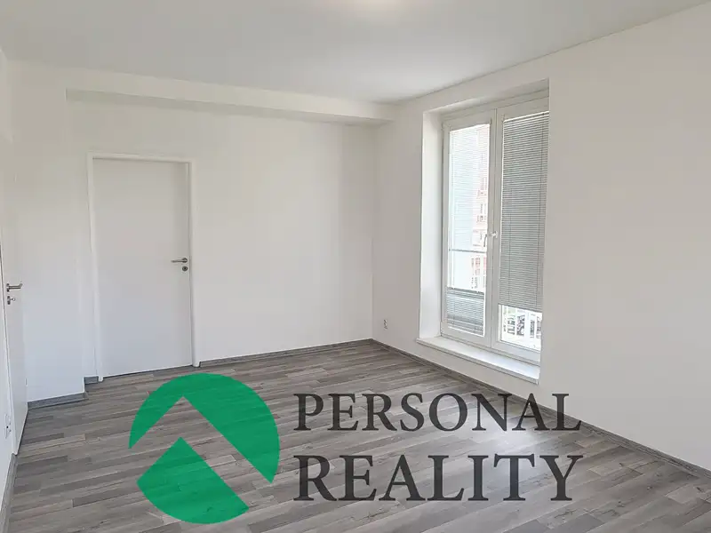 Pronájem bytu 2+1 52 m², Sokolov – náhled fotky 2
