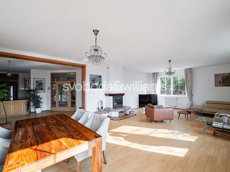 Prodej rodinného domu 270 m², pozemek 2086 m², Mukařov – náhled fotky 3