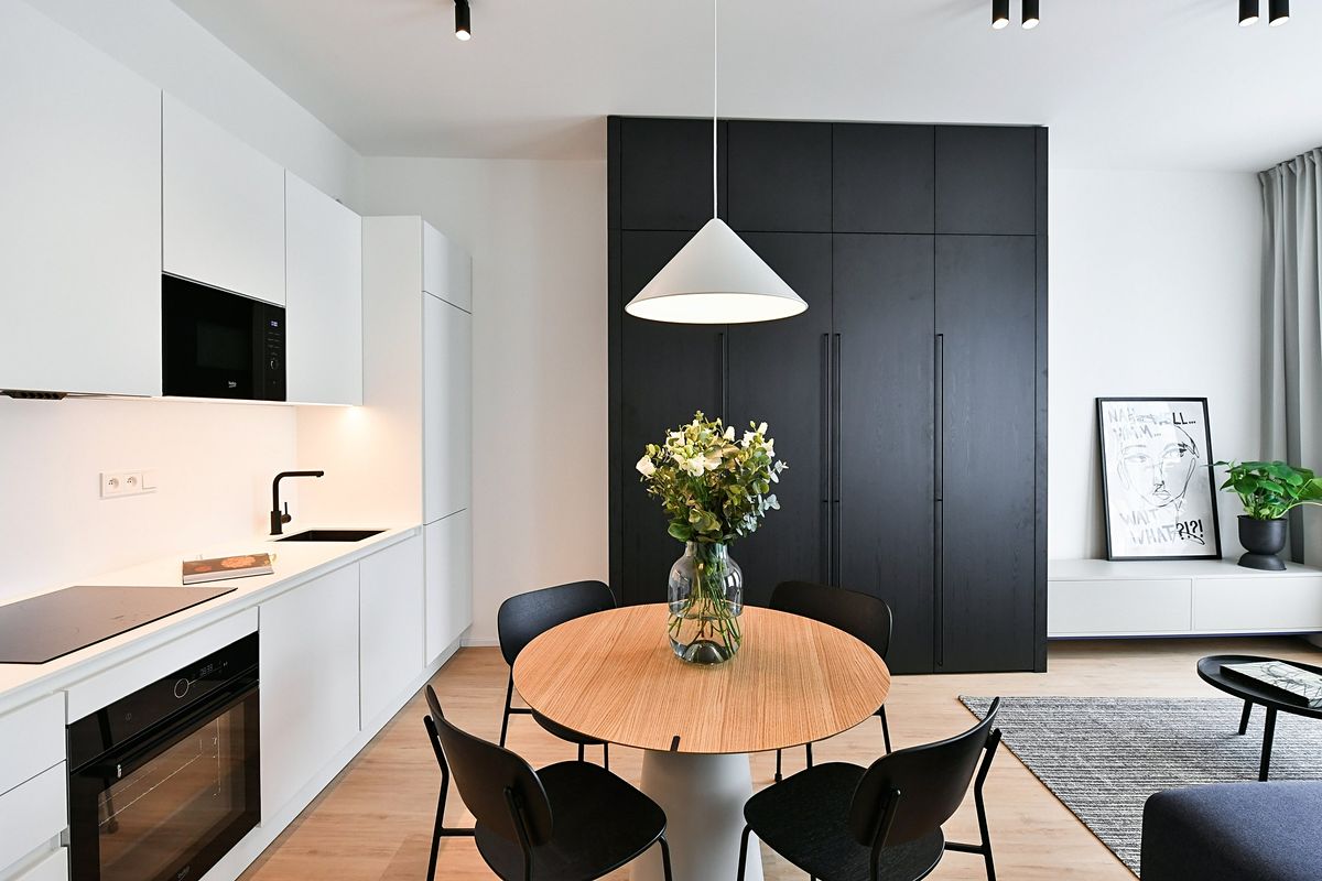 Pronájem bytu 2+kk 55 m² – fotografie 2