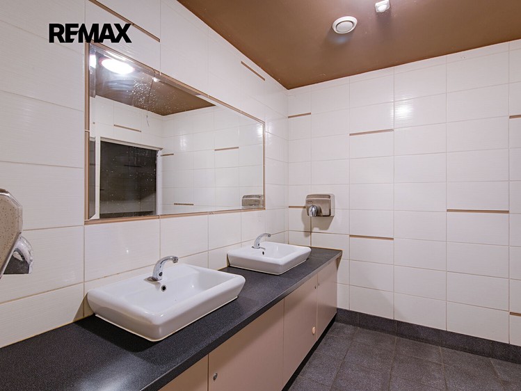 Gewerbefläche zum Kauf, 1.240 m² (19 von 31)