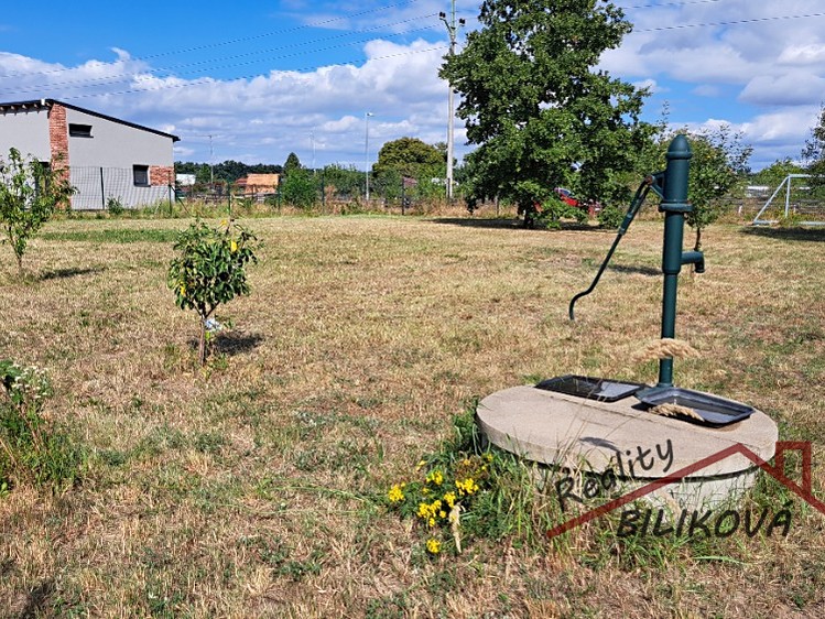 Grundstück zum Kauf, 790 m² (1 von 9)