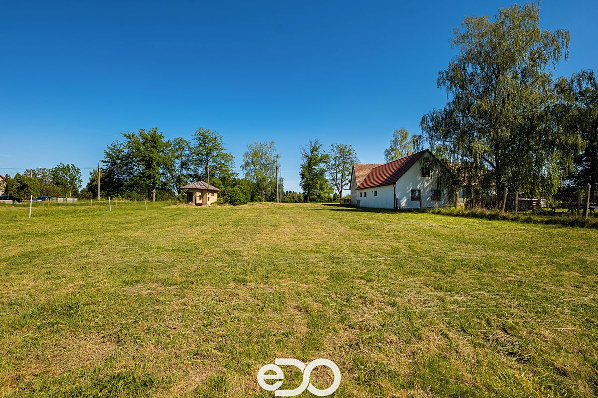 Prodej stavebního pozemku 1469 m² – fotografie 3