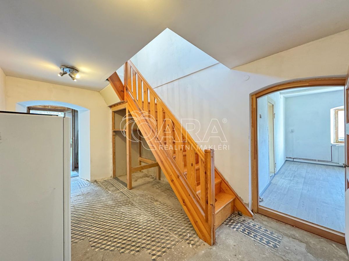 Prodej rodinného domu 150 m², pozemek 892 m² – fotografie 5