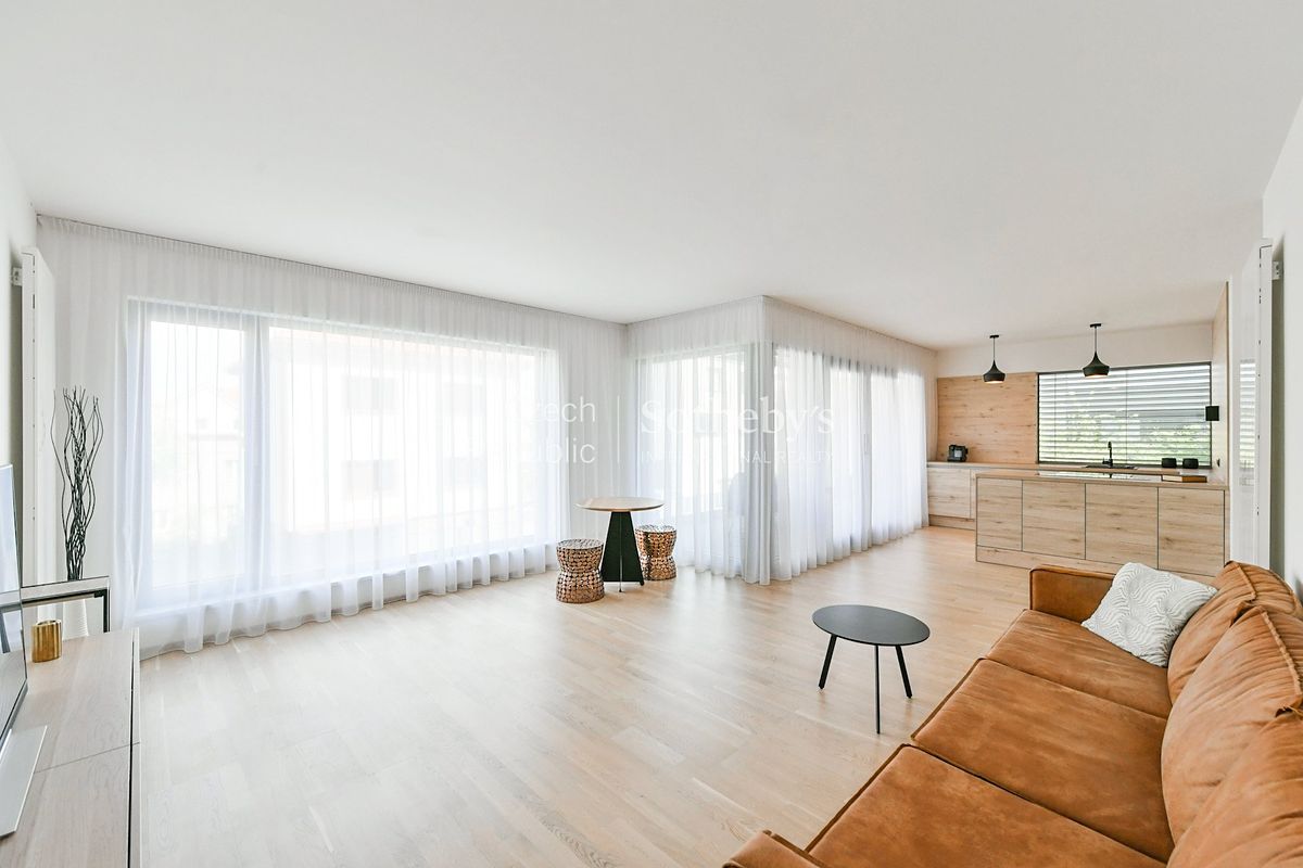 Pronájem bytu 3+kk 102 m² – fotografie 3