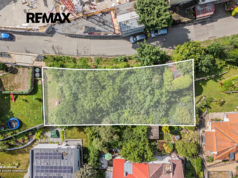 Prodej stavebního pozemku 653 m², Praha – náhled fotky 2