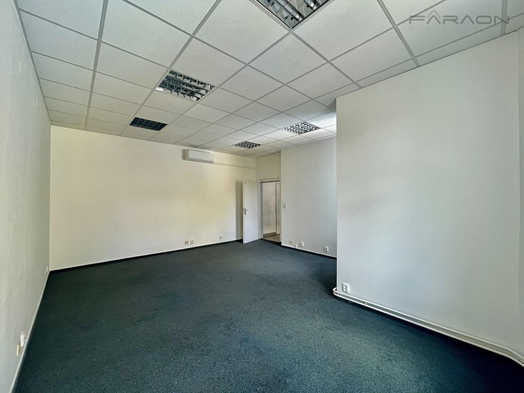 Комерційне приміщення в оренду, 31 м² (1 з 9)