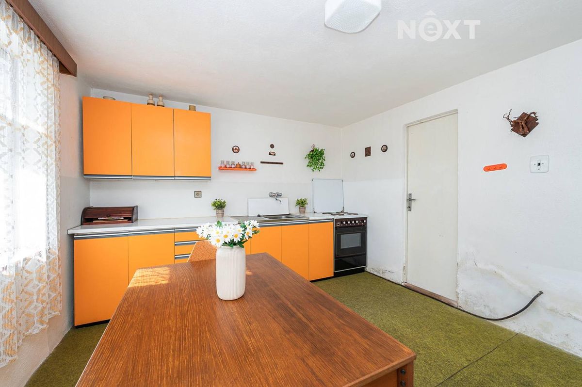 Prodej rodinného domu 150 m², pozemek 526 m² – fotografie 2