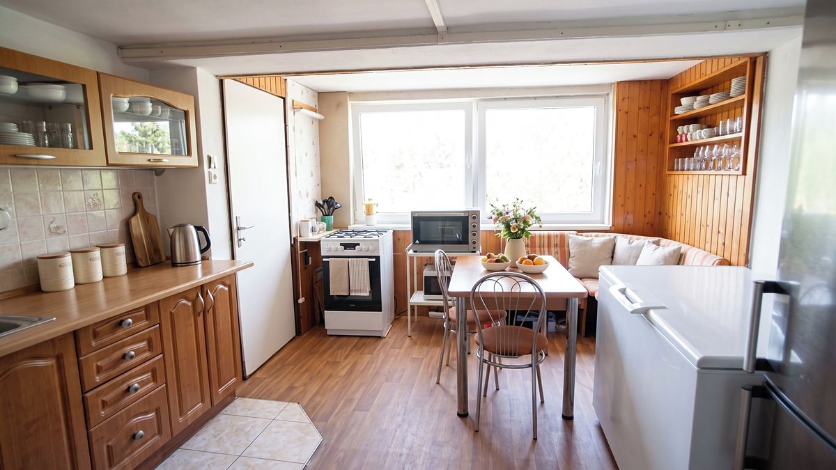 Prodej rodinného domu 120 m², pozemek 977 m² – fotografie 2