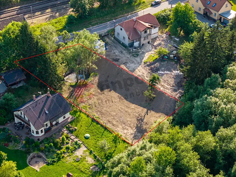 Prodej stavebního pozemku 1000 m², Postupice – náhled fotky 1