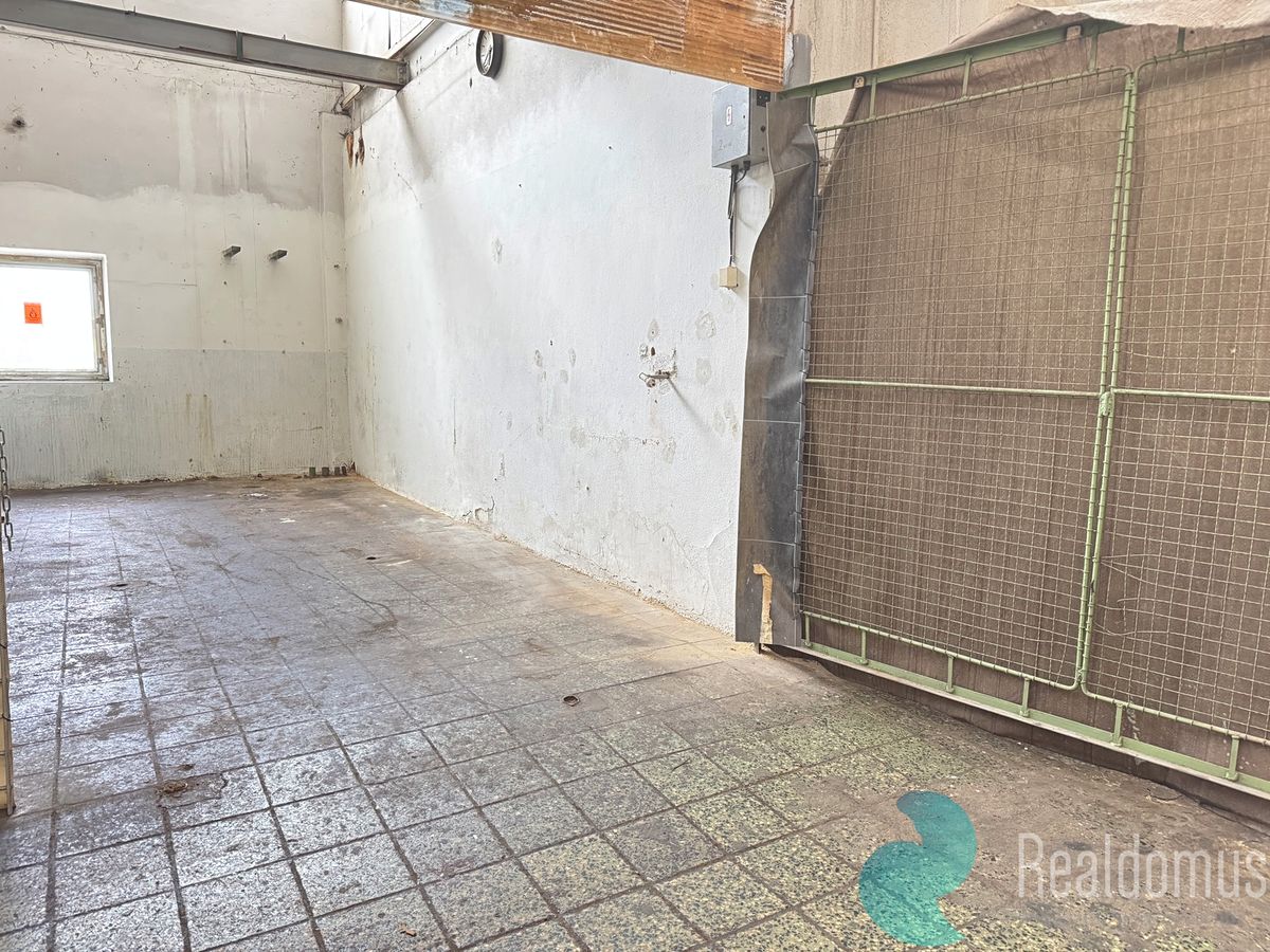 Pronájem garáže 25 m² – fotografie 3
