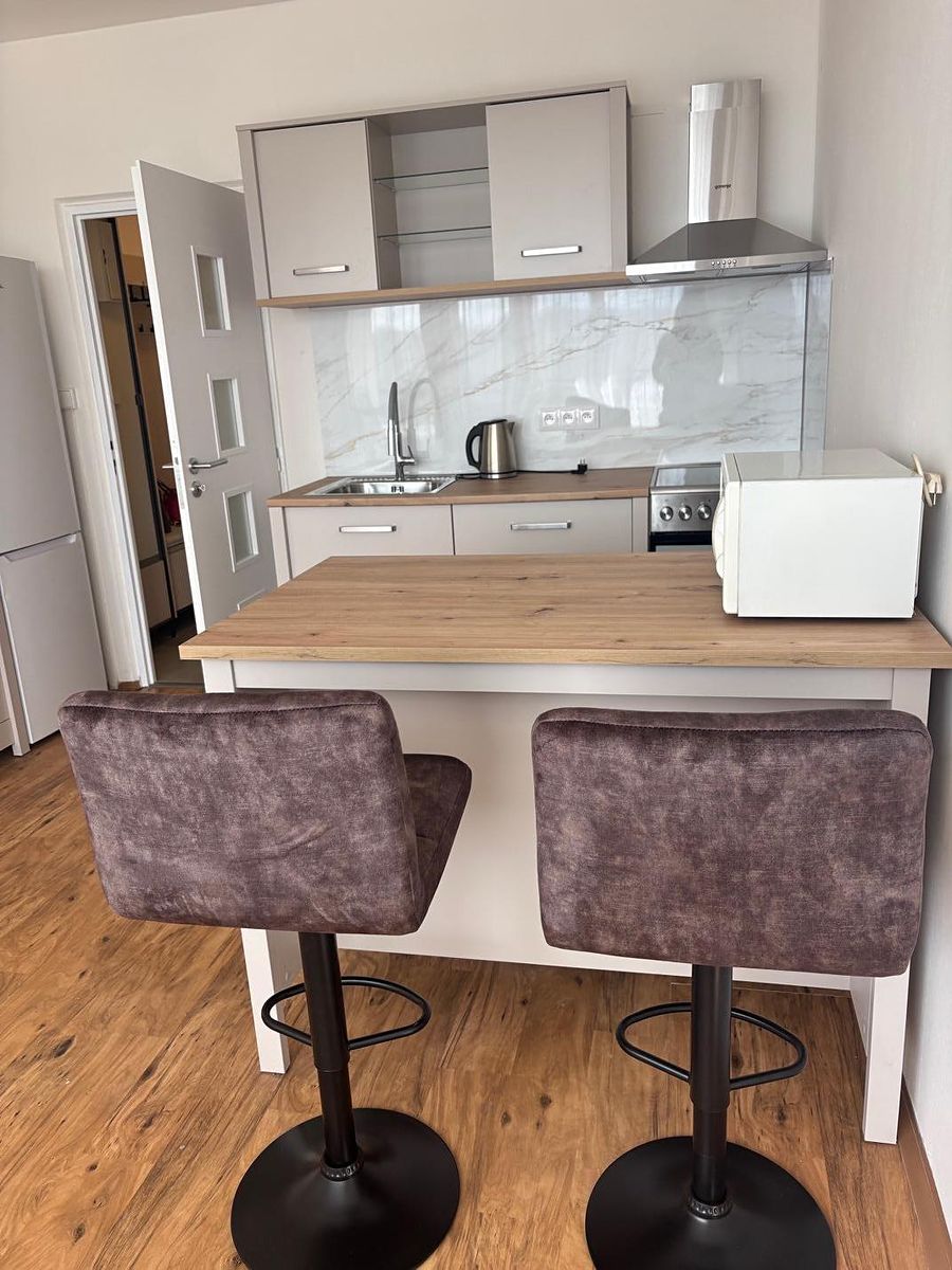 Pronájem bytu 2+kk 48 m² – fotografie 4