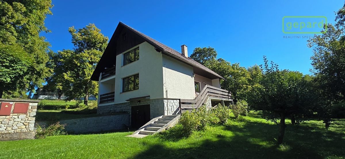 Prodej rodinného domu 200 m², pozemek 1309 m², Černá v Pošumaví – fotka 1 z 3