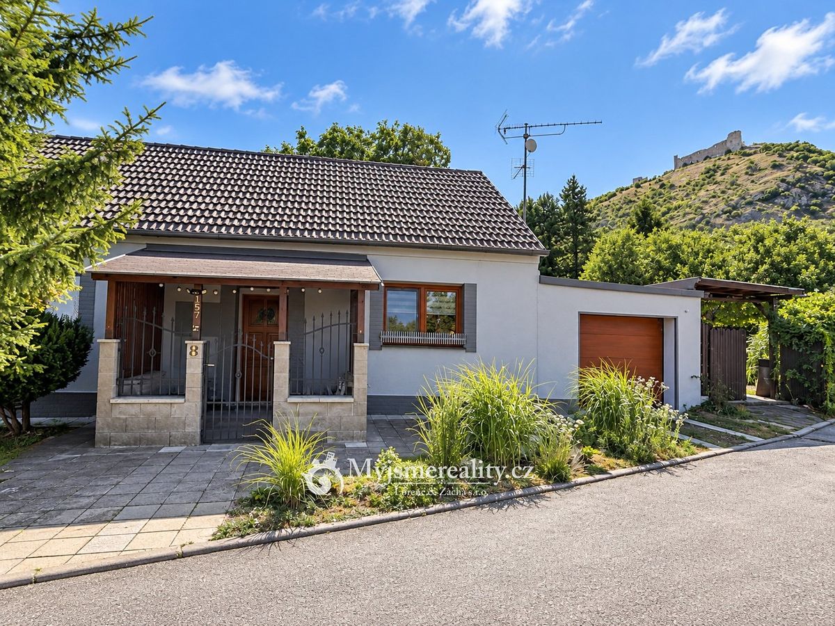 Prodej rodinného domu 150 m², pozemek 975 m² – fotografie 2