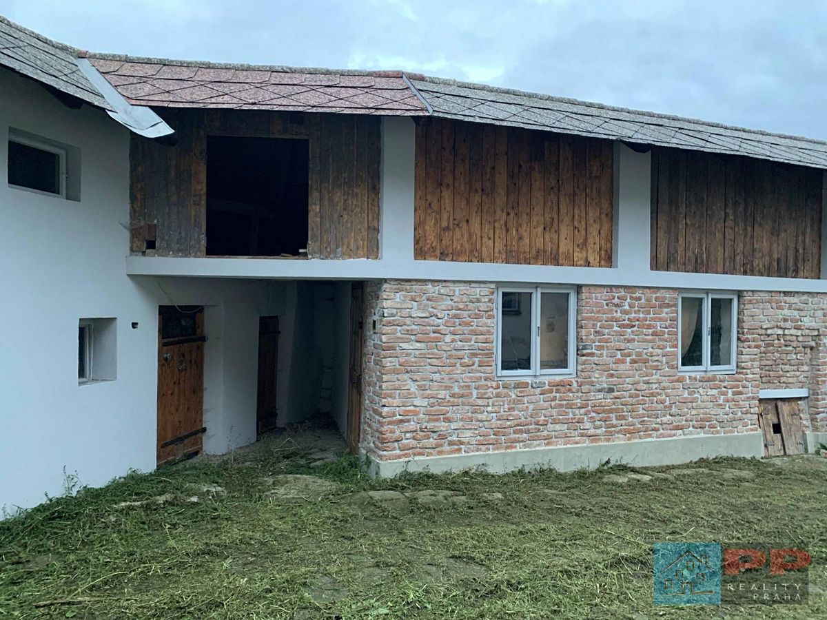 Prodej rodinného domu 157 m², pozemek 1332 m² – fotografie 4