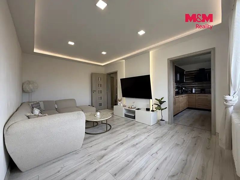Pronájem bytu 2+1 55 m², Karviná – náhled fotky 2
