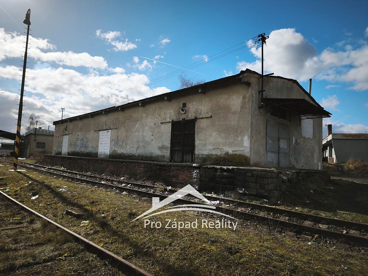 Prodej skladového prostoru 301 m² – fotografie 5
