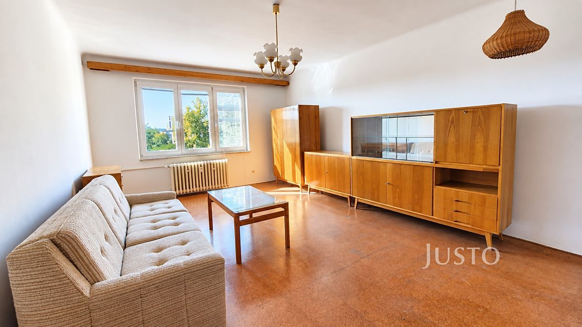 Pronájem bytu 3+1 69 m² – fotografie 2