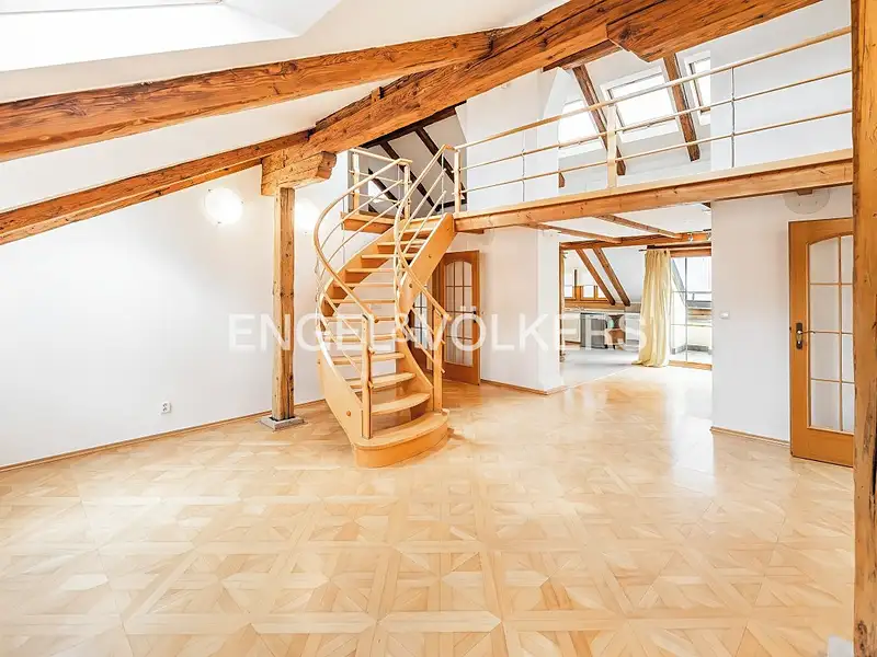 Pronájem bytu 4+kk 221 m², Praha – náhled fotky 3