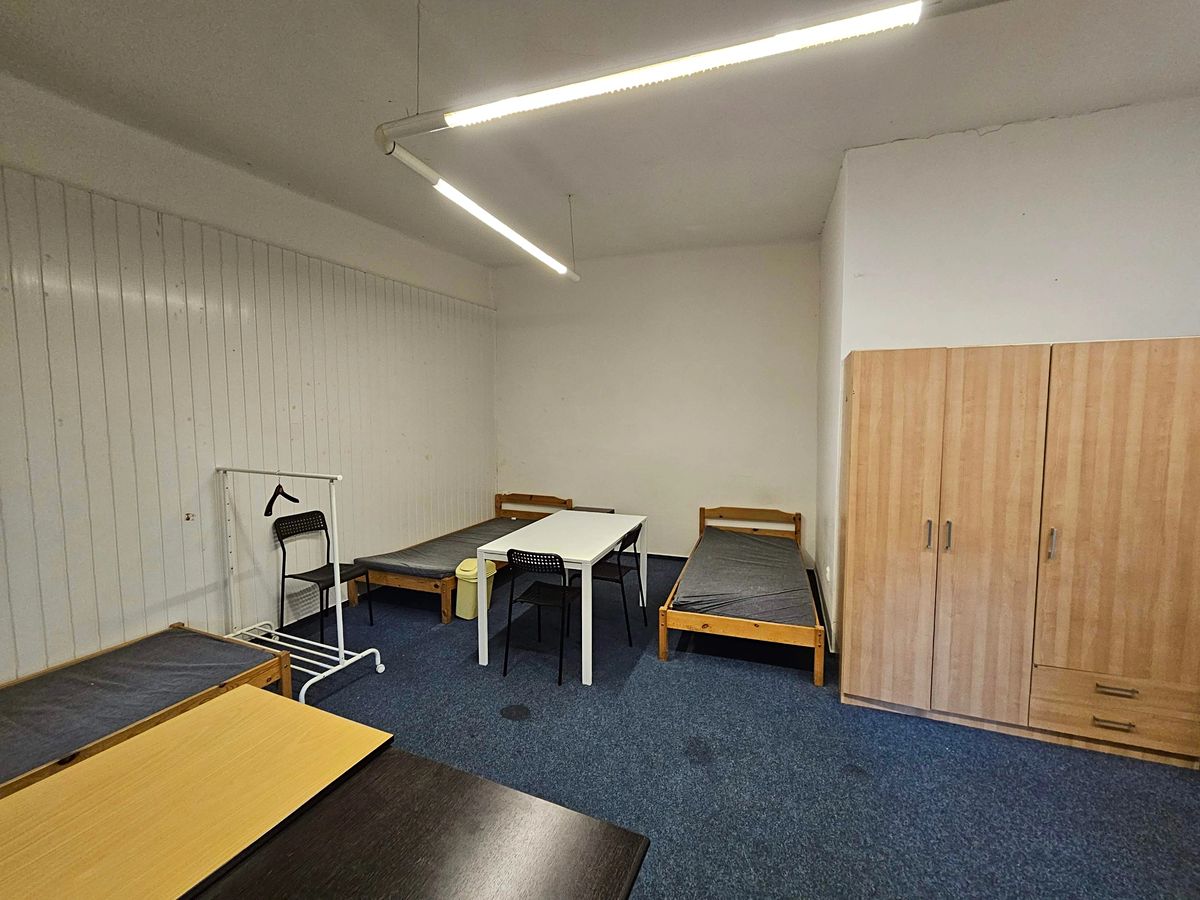 Pronájem bytu pokoje 33 m²